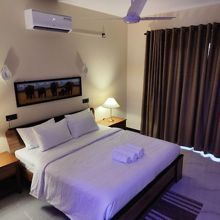 Villa Infinity Negombo Exterior photo