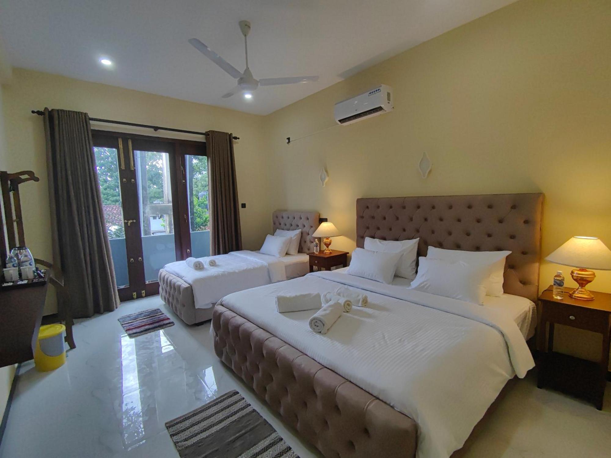 Villa Infinity Negombo Exterior photo